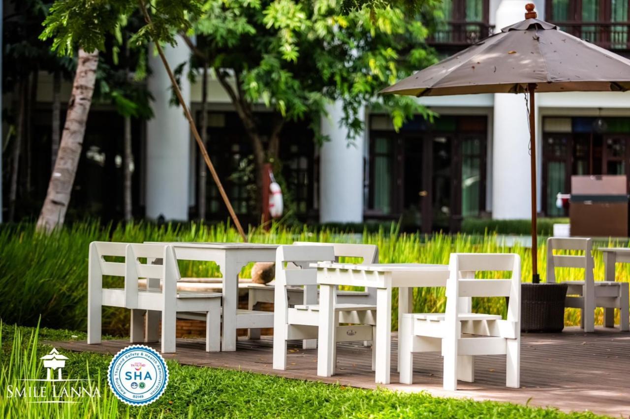 Smile Lanna Hotel Chiang Mai Ngoại thất bức ảnh The hotel's garden