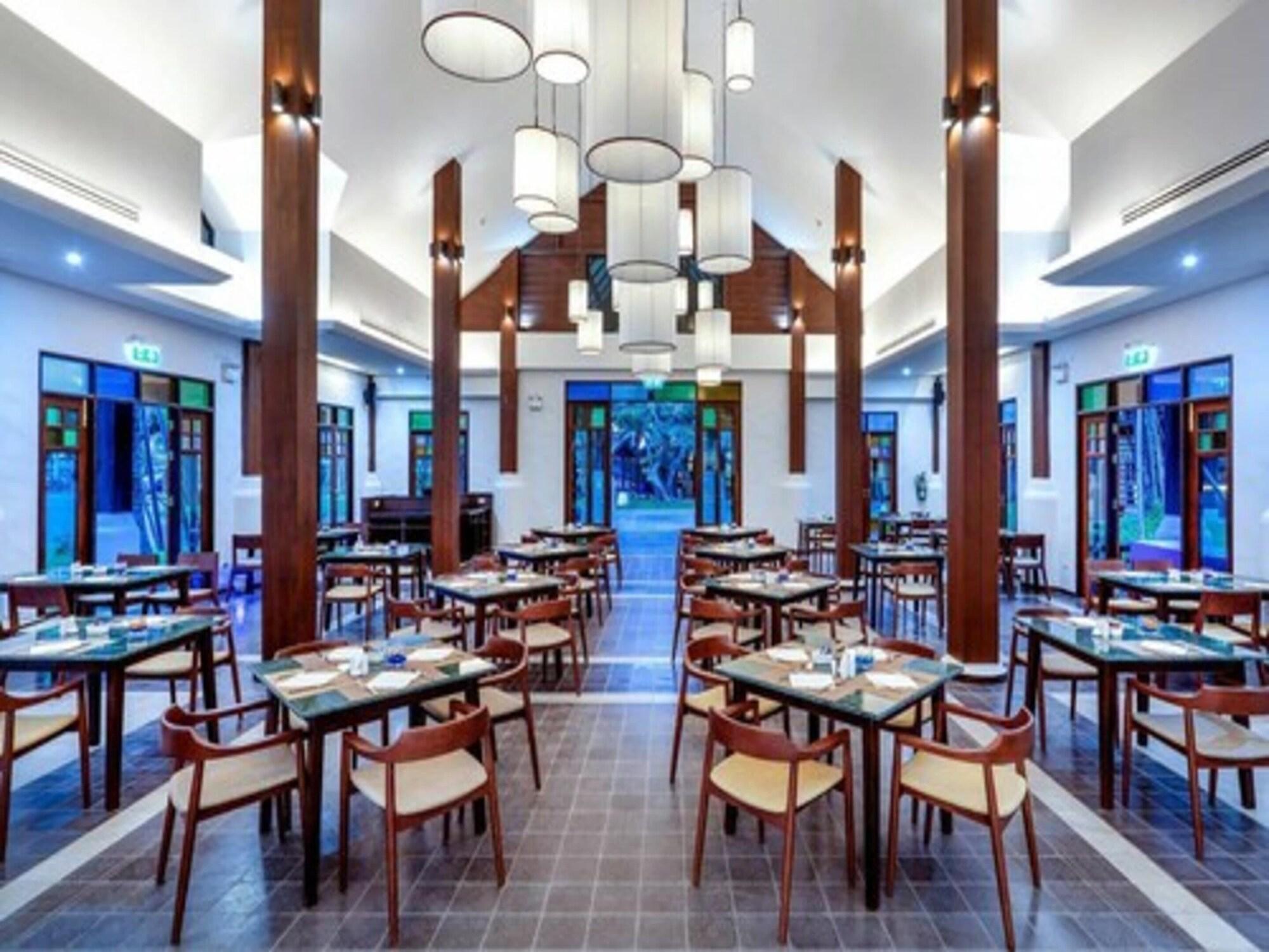 Smile Lanna Hotel Chiang Mai Ngoại thất bức ảnh The interior of the restaurant